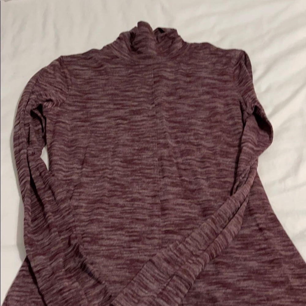Lululemon top